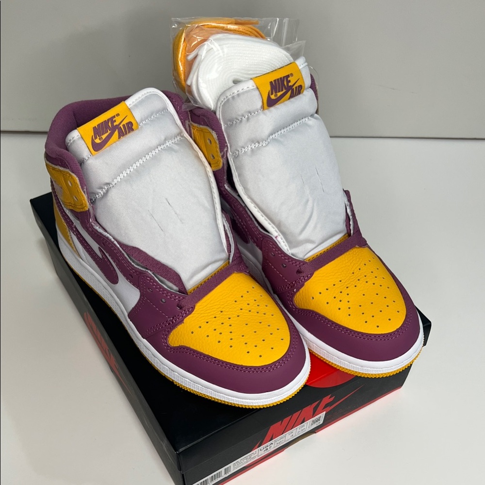 Nike Air Jordan 1 Retro High OG GS